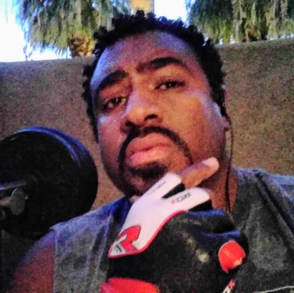 Looking for trendy items that fit the need - Picture 1 of 1